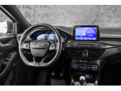 Ford Focus ST LINE ECOBOOST HYBRIDE