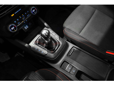 Ford Focus ST LINE ECOBOOST HYBRIDE