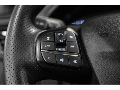 Ford Focus ST LINE ECOBOOST HYBRIDE