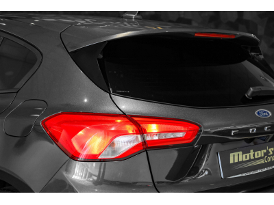 Ford Focus ST LINE ECOBOOST HYBRIDE