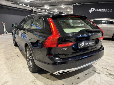 Volvo V90 Cross Country Pro AWD/PANO/19/360/HUP.D/VOLL