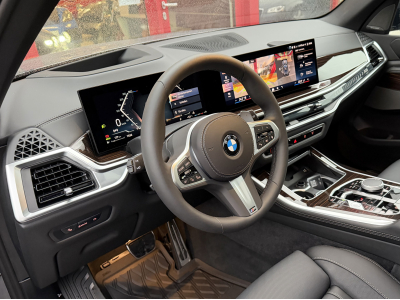 BMW X5 NEW MODEL 30D XDRIVE M SPORT PAKET SOFTCLOSE HARMAN KARDON PANO CUIR NAVI