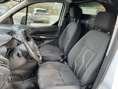 Ford Transit Connect Transit Connect 1.5Tdci 100cv - Eclairage d'intervention