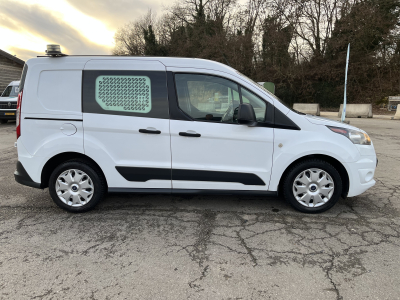 Ford Transit Connect Transit Connect 1.5Tdci 100cv - Eclairage d'intervention