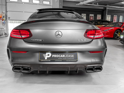 Mercedes-Benz C 63 AMG PANO//CARBON/360°/Francais (Malus Payé)