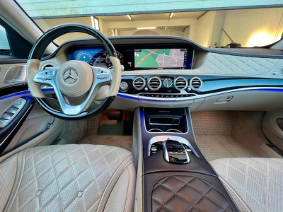 Maybach S560 Limousine 4Matic-PANO/BURMESTER/MASSAGE/DVD/Voll