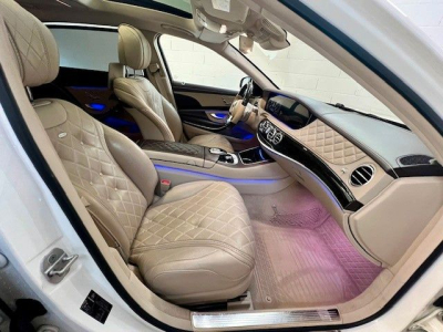 Maybach S560 Limousine 4Matic-PANO/BURMESTER/MASSAGE/DVD/Voll