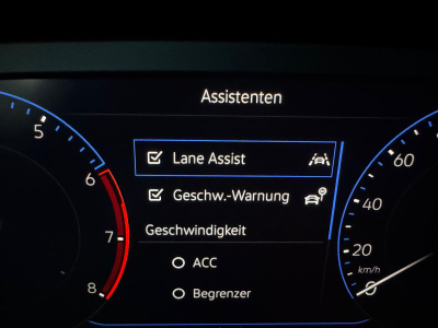Volkswagen T-Cross VOLKSWAGEN T-CROSS R-LINE 1,5TSI KAMERA LED AUTOMATIK  DIGITIAL COCKPIT