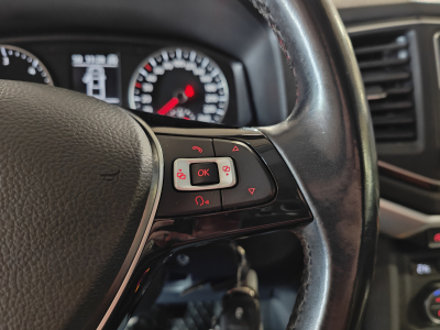 Volkswagen Amarok 3.0 TDI V6 4MOTION CUIR SIEGES CHAUFFANTS GPS ROLL COVER