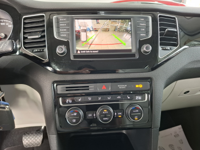 Volkswagen Golf Sportsvan 1.4TSI DSG Highline BlueMotion,1Hand,NAVI,CAMERA,PDC,LEDER,LED,