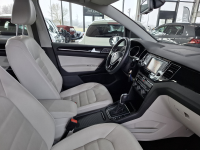 Volkswagen Golf Sportsvan 1.4TSI DSG Highline BlueMotion,1Hand,NAVI,CAMERA,PDC,LEDER,LED,