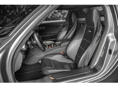 Mercedes-Benz SLS AMG Coupé 6.3 V8 - FULL CARBONE