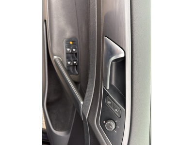 Volkswagen Golf 7 1.6 TDI 115 Variant Confort Bluemotion