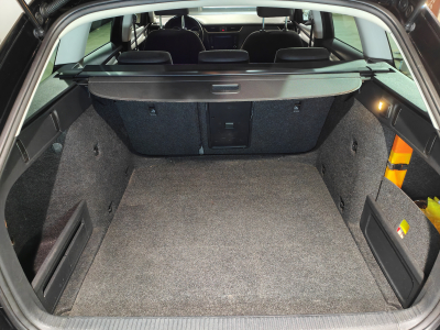 Skoda Octavia 1.6 TDi DSG CARPLAY GPS BLUETOOTH RADAR AV/ARR