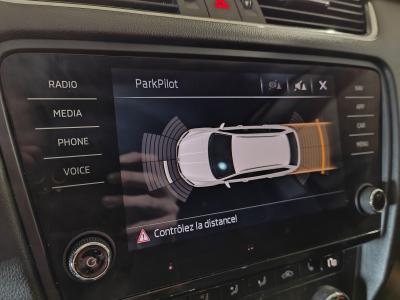 Skoda Octavia 1.6 TDi DSG CARPLAY GPS BLUETOOTH RADAR AV/ARR