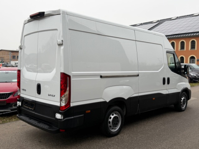 Iveco Daily 2.3 35S16 Fourgon Pack