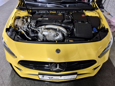 Mercedes-Benz A 35 AMG 4MATIC TURBO PACK AERO PERFORMANCE SITZE PANO CUIR NAVI