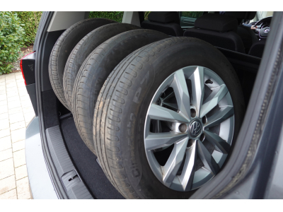 Volkswagen Touran 2.0 TDI HIGHLINE 150 DSG R-LINE