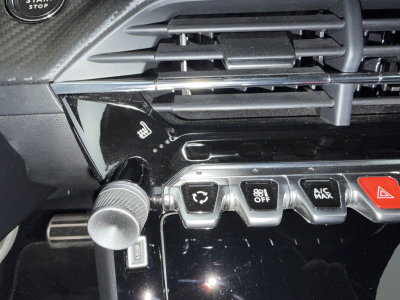 Peugeot 2008 GT-LINE 1.2 AUTO 130CV