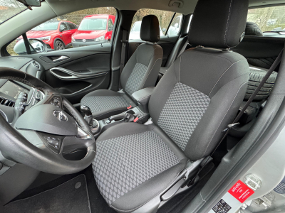 Opel Astra 1.2 T 131 Sports Tourer