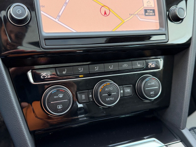 Volkswagen Passat Variant Highline BMT/Start-Stopp