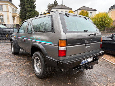 Nissan Terrano 2.4 Prestige/ H KENNZEICHEN /