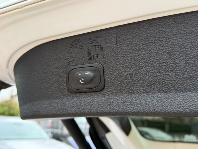 Ford Kuga Individual 180 PS