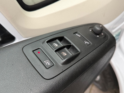 Citroën Jumper 2.2 HDI 140 PS / LANG HOCH /