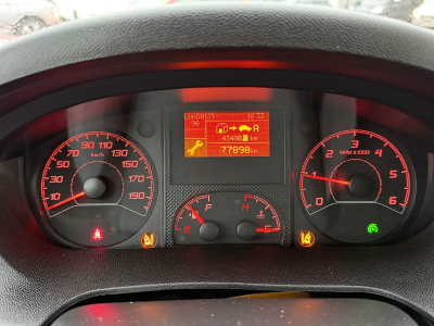 Citroën Jumper 2.2 HDI 140 PS / LANG HOCH /