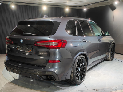 BMW X5 XDRIVE 45E PHEV PACK M SUSPENSION PNEUMATIQUE TOIT PANO OUV