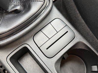 Ford Fiesta 101 PS / 5x TÜRER /