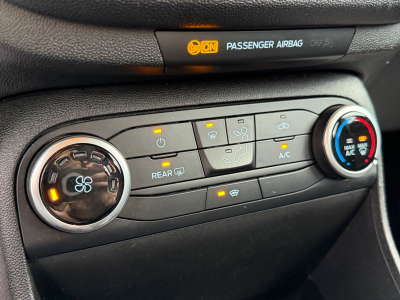 Ford Fiesta 101 PS / 5x TÜRER /