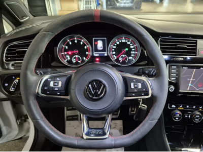 Volkswagen Golf GTI 2.0 TSI GTI DSG CLUBSPORT DYNAUDIO NAVI