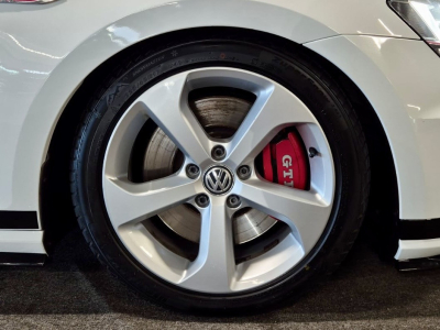 Volkswagen Golf GTI 2.0 TSI GTI DSG CLUBSPORT DYNAUDIO NAVI