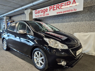 Peugeot 208 1.6 HDI 92 STYLE 1 HAND