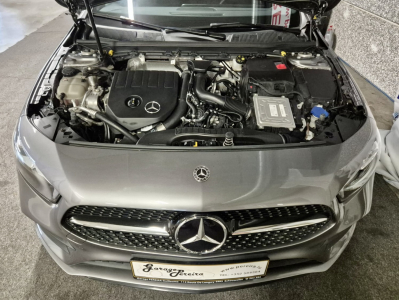 Mercedes-Benz A 180 AMG LINE CUIR NAVI 1 HAND