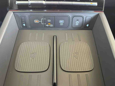 Hyundai Santa Fe 1.6 T-GDI PHEV 258 DCT Calligraphy