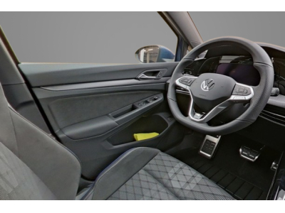 Volkswagen Golf 1.5 eTSI mHEV 150 DSG R-Line