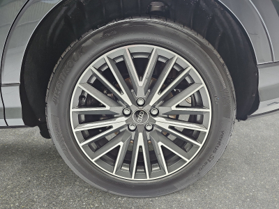 Audi Q3 35 TFSI S-Tronic 150  S-Line