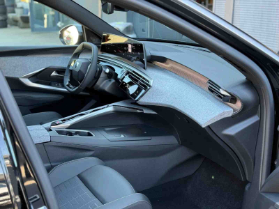 Peugeot 3008 1.2 Hybrid 145 E-DSC6 GT