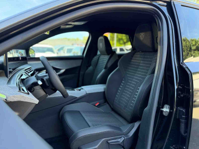 Peugeot 3008 1.2 Hybrid 145 E-DSC6 GT