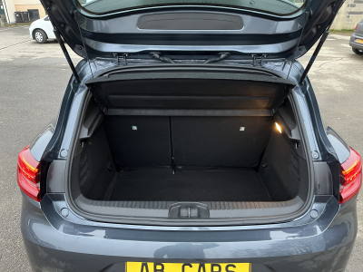 Renault Clio Clio 5 1.0Tce Intens 90cv Navi PDC Apple CarPlay 17