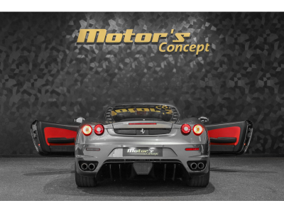 Ferrari F430 Coupé - GRIGIO SILVERSTONE / ROSSO