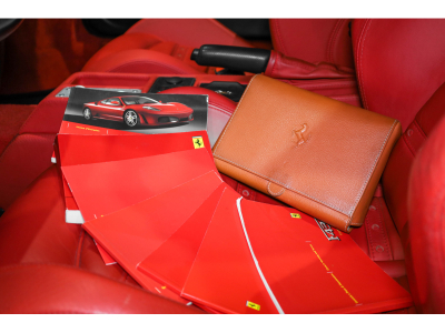 Ferrari F430 Coupé - GRIGIO SILVERSTONE / ROSSO