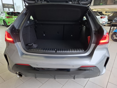 BMW 118 i M SPORT PAKET, 1 HAND, NAVI, LED, COCKPIT DIGITAL, GARANTIE