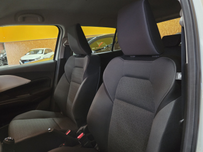 Suzuki Swift Essence/hybrid