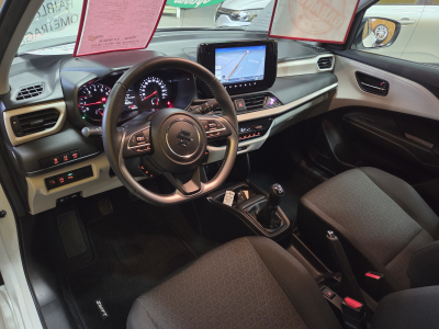 Suzuki Swift Essence/hybrid