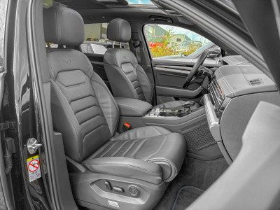 Volkswagen Touareg R 4Motion eHybrid/ ERGO CONFORT/VIRTUAL/PANORAMA