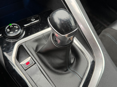 Peugeot 5008 Crossway / 7x Sitze /