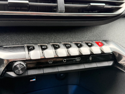 Peugeot 5008 Crossway / 7x Sitze /